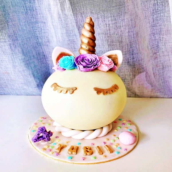 pinata cake light cake 1 Happy Gift